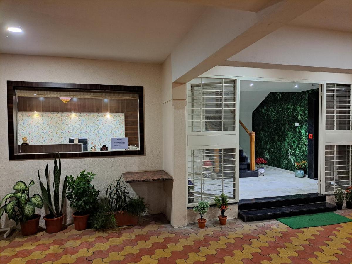 Bouquet Residency Ξενοδοχείο Nashik Εξωτερικό φωτογραφία